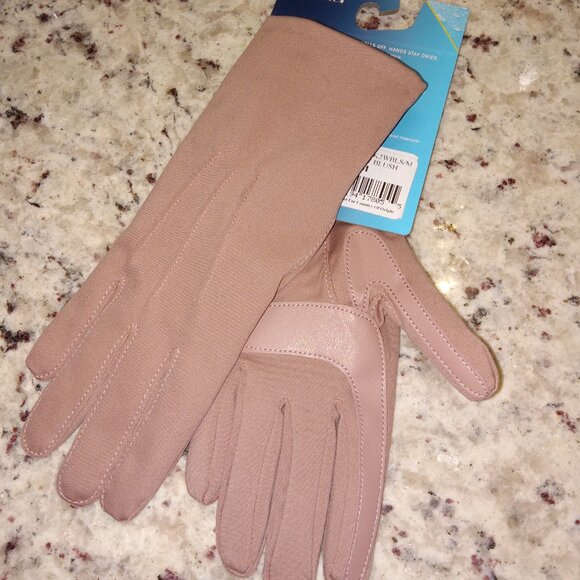 ISOTONER-Womens Fall Blush Smart Dri Touchscreen Technology-Size S/M-NWT - Picture 2 of 10